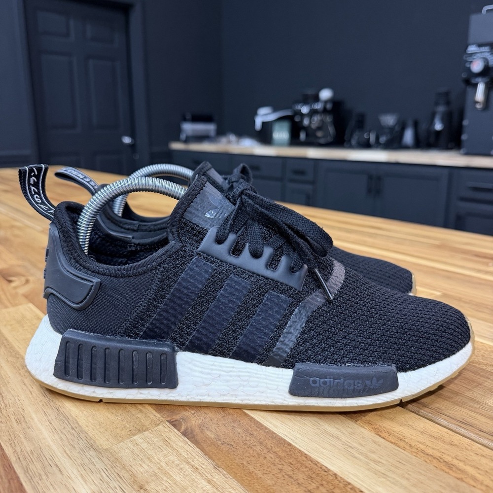 Adidas NMD R1 Men's Size 8.5 Running Shoes Sneakers Black White Gum B42200